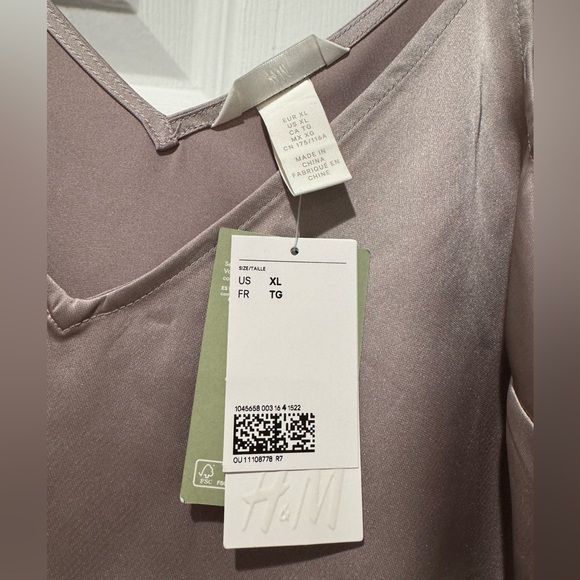 NWT ✅ H&M Taupe Rhinestone Strap Cami Size XL✨ - Picture 4 of 5